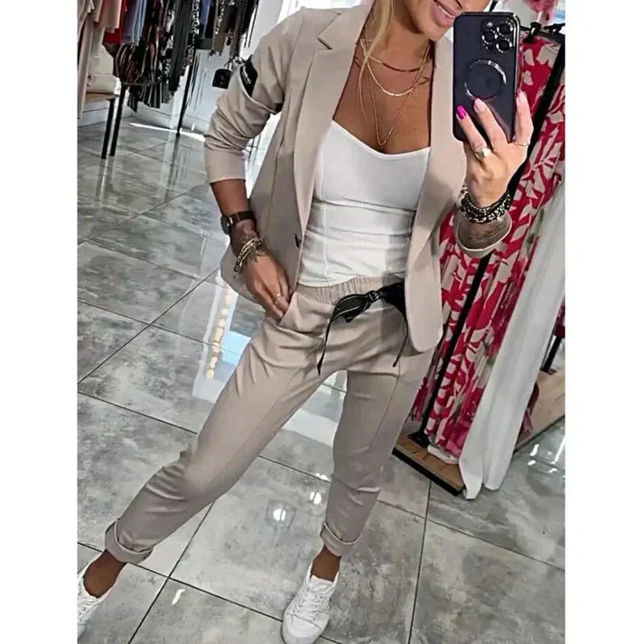 Ariane | Elegant Blazer and Pants Set