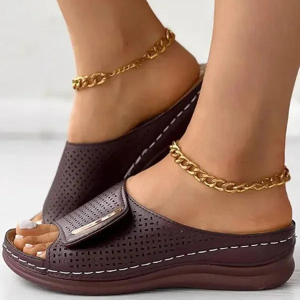 Joanna – Classic Urban Sandals