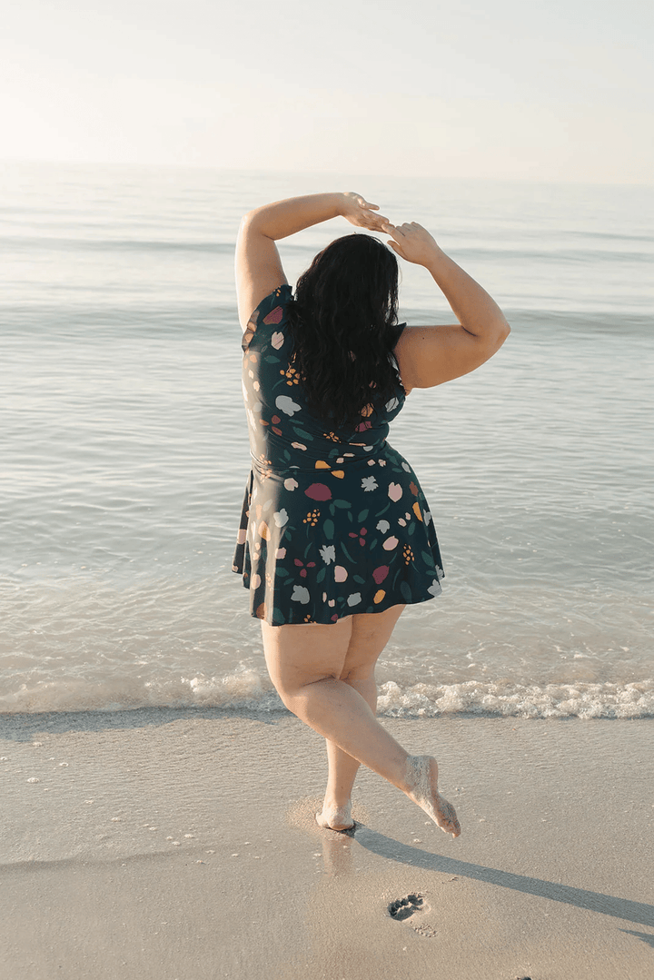 Reana™ – Ruffled Swimsuit with Bust Support