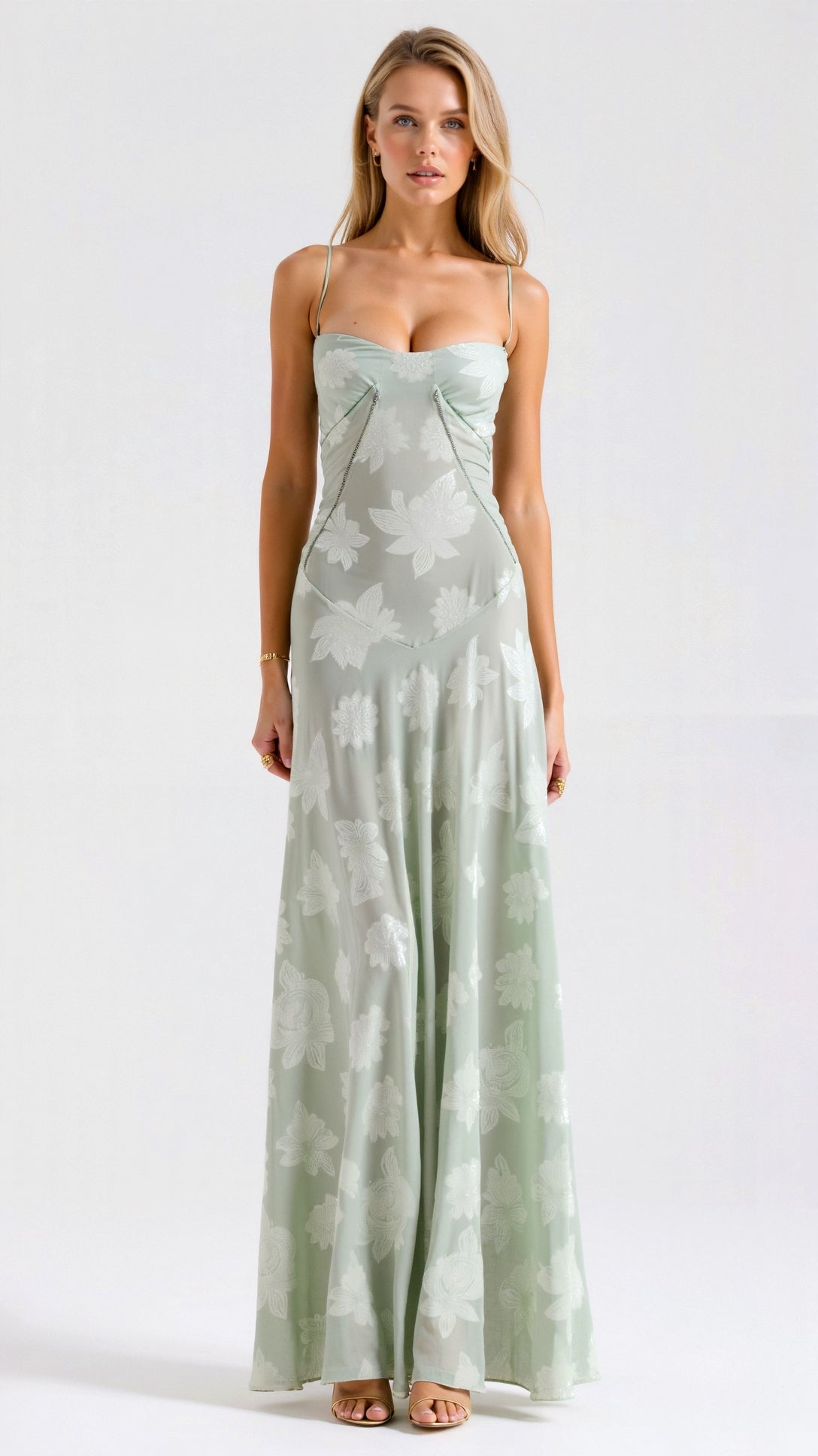 Pavia | Maxi wedding dress with thin straps and flowing design for women