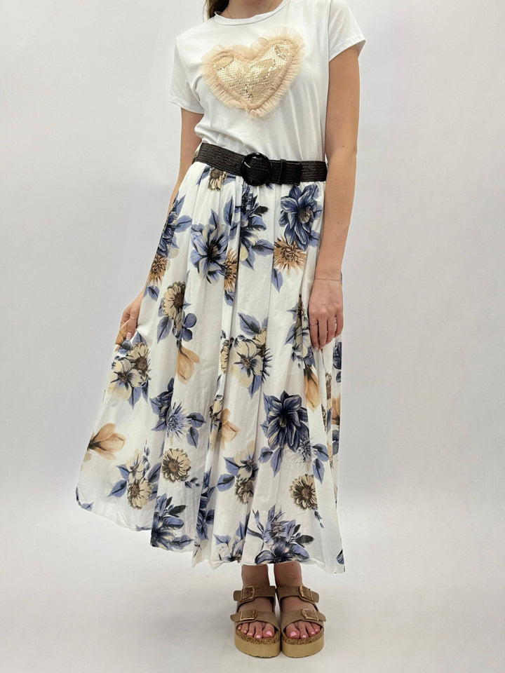 Floral print Daniëlle™ skirt belt showing a stylish Emma & Rose Cape Town gonne with colorful floral pattern and fabric details.