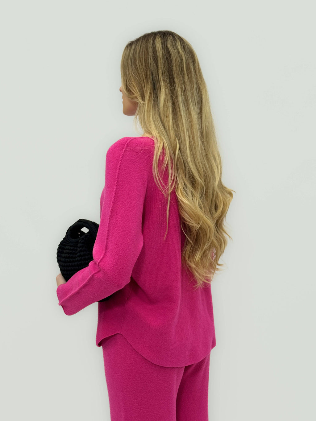 Lieke™ crochet bag by Emma & Rose Cape Town featuring intricate crochet design and artisan craftsmanship.