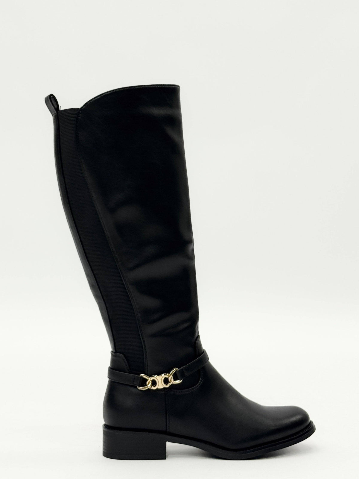 Ulrike™ Clelia boots by Emma & Rose Cape Town, stylish leather ankle boots with lace-up design and pointed toe.
