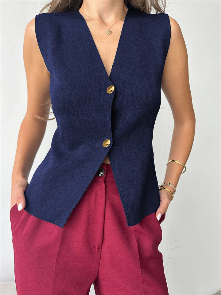 Grier – Sleeveless Button Peplum Top