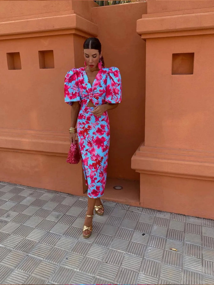 Emma & Rose Manhattan Katherine™ Maxi Dress in vibrant fabric, featuring a flowing silhouette and elegant design.