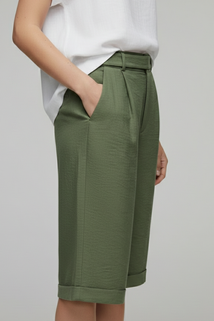 Women’s Knee Length Shorts with Belt Loops and Side Pockets