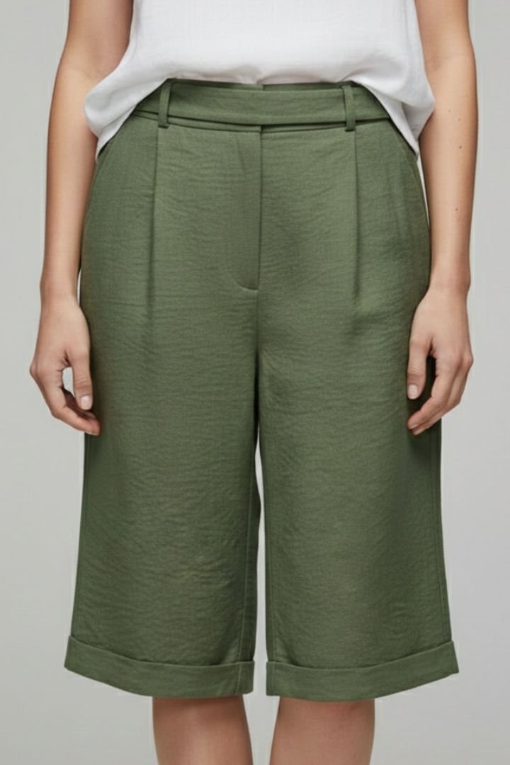 Women’s Knee Length Shorts with Belt Loops and Side Pockets
